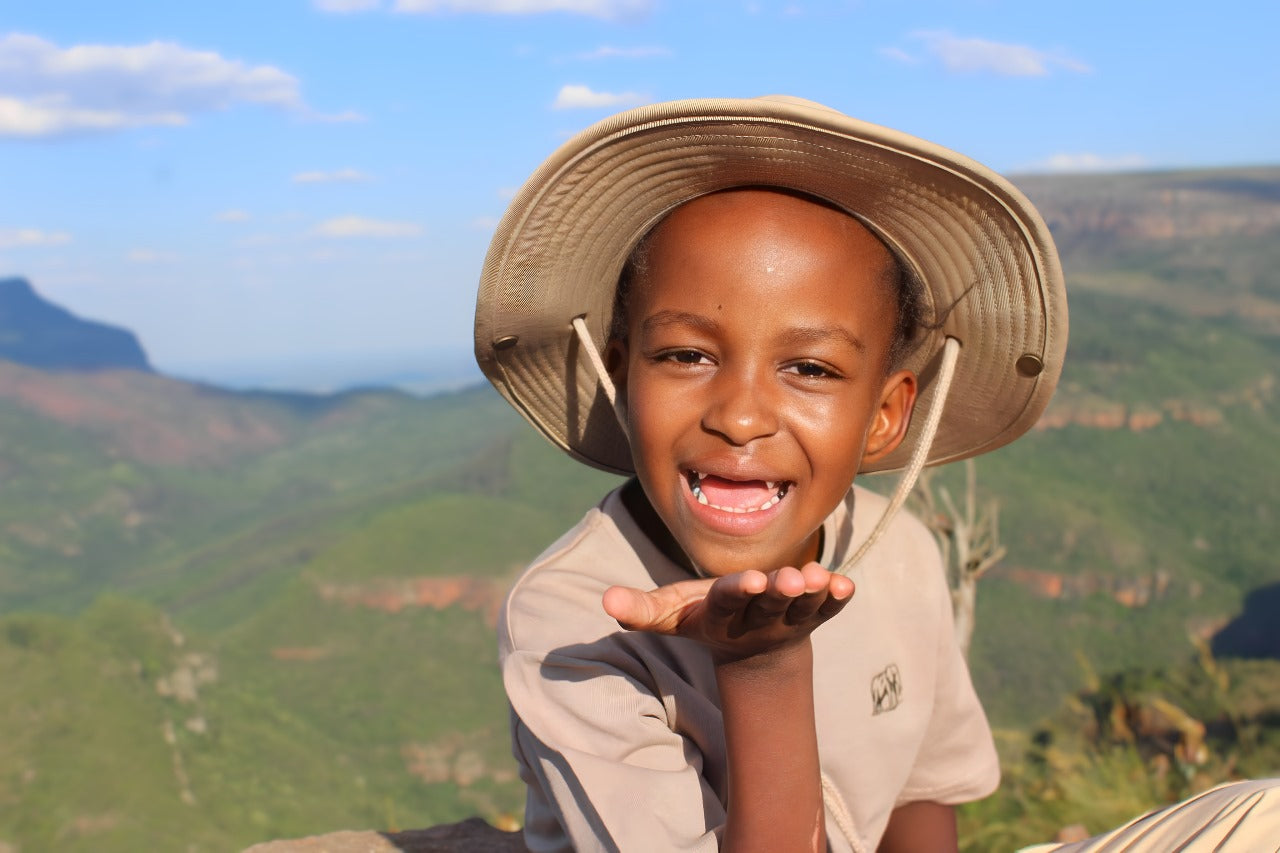 Kids wide-brimmed safari hat